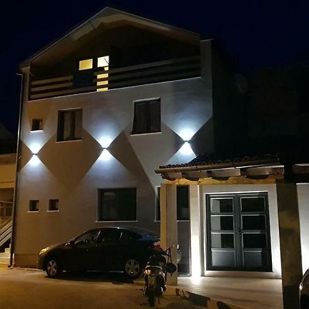 ביוגראד נה מורו Elizabeta Deluxe Rooms מראה חיצוני תמונה