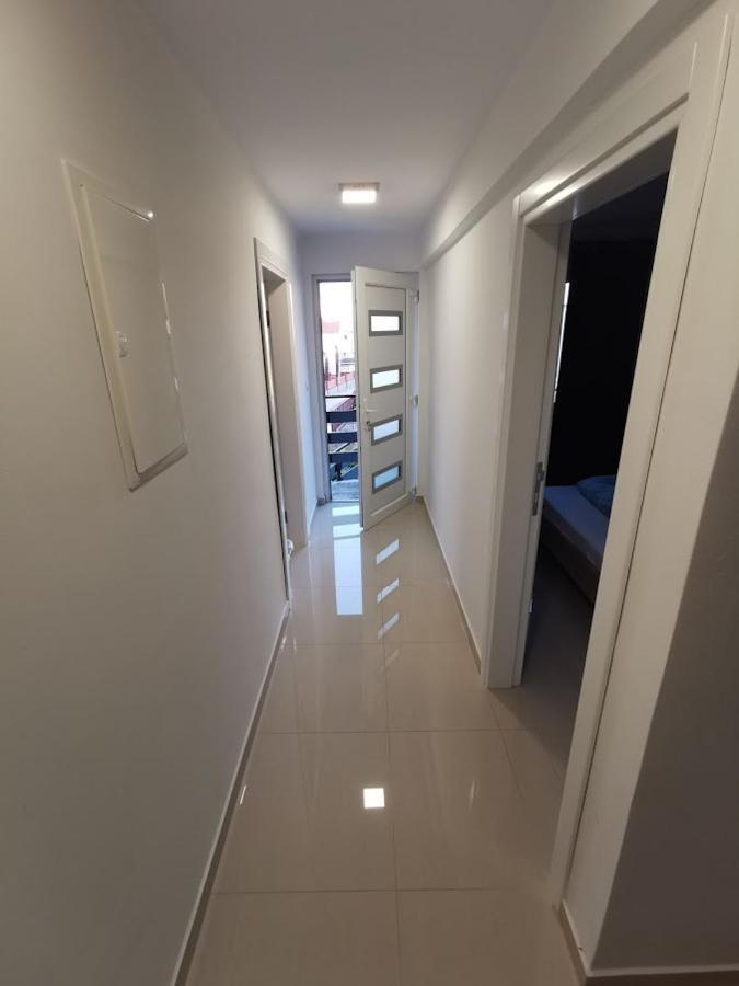 ביוגראד נה מורו Elizabeta Deluxe Rooms מראה חיצוני תמונה