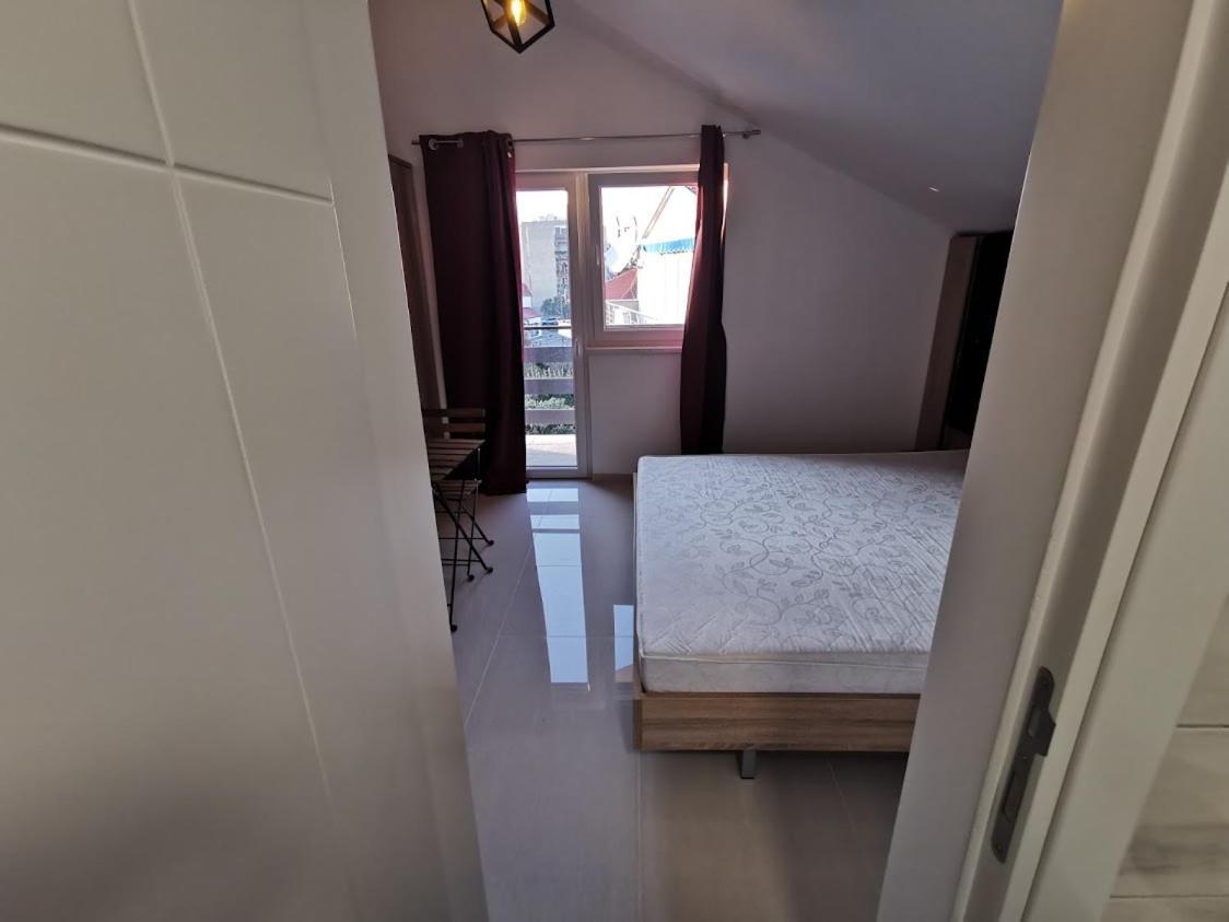 ביוגראד נה מורו Elizabeta Deluxe Rooms מראה חיצוני תמונה