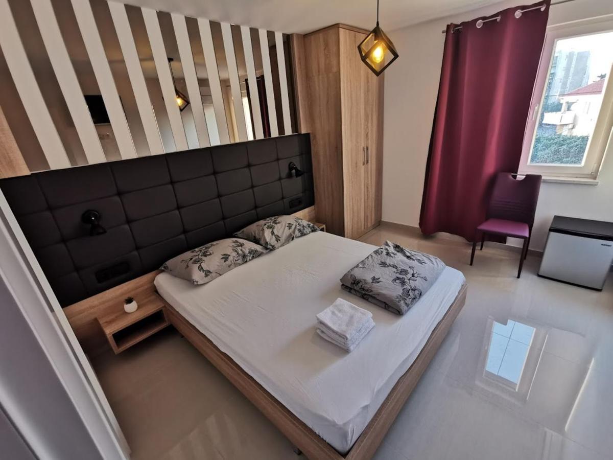 ביוגראד נה מורו Elizabeta Deluxe Rooms מראה חיצוני תמונה
