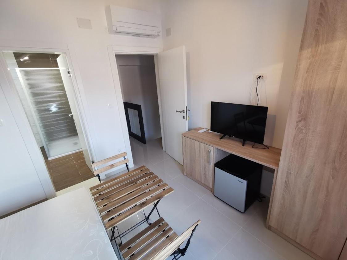 ביוגראד נה מורו Elizabeta Deluxe Rooms מראה חיצוני תמונה