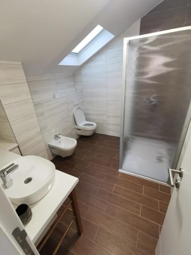 ביוגראד נה מורו Elizabeta Deluxe Rooms מראה חיצוני תמונה