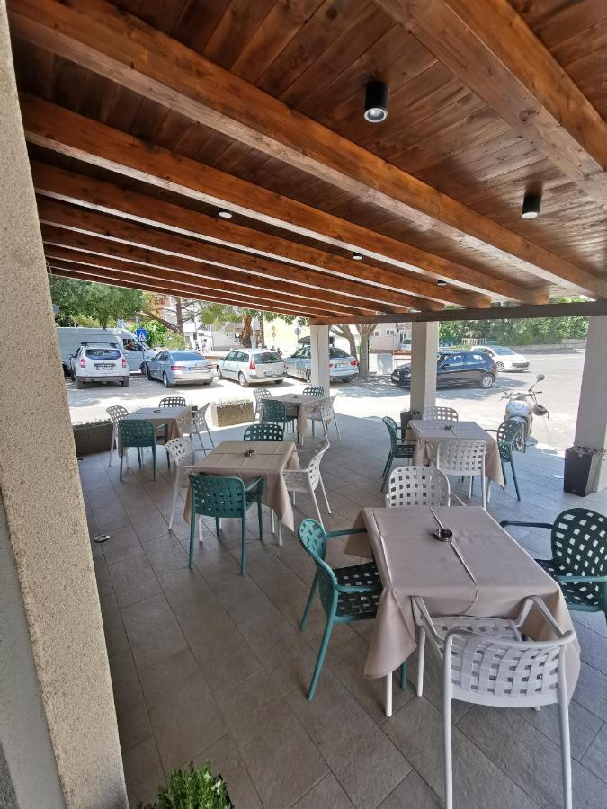 ביוגראד נה מורו Elizabeta Deluxe Rooms מראה חיצוני תמונה