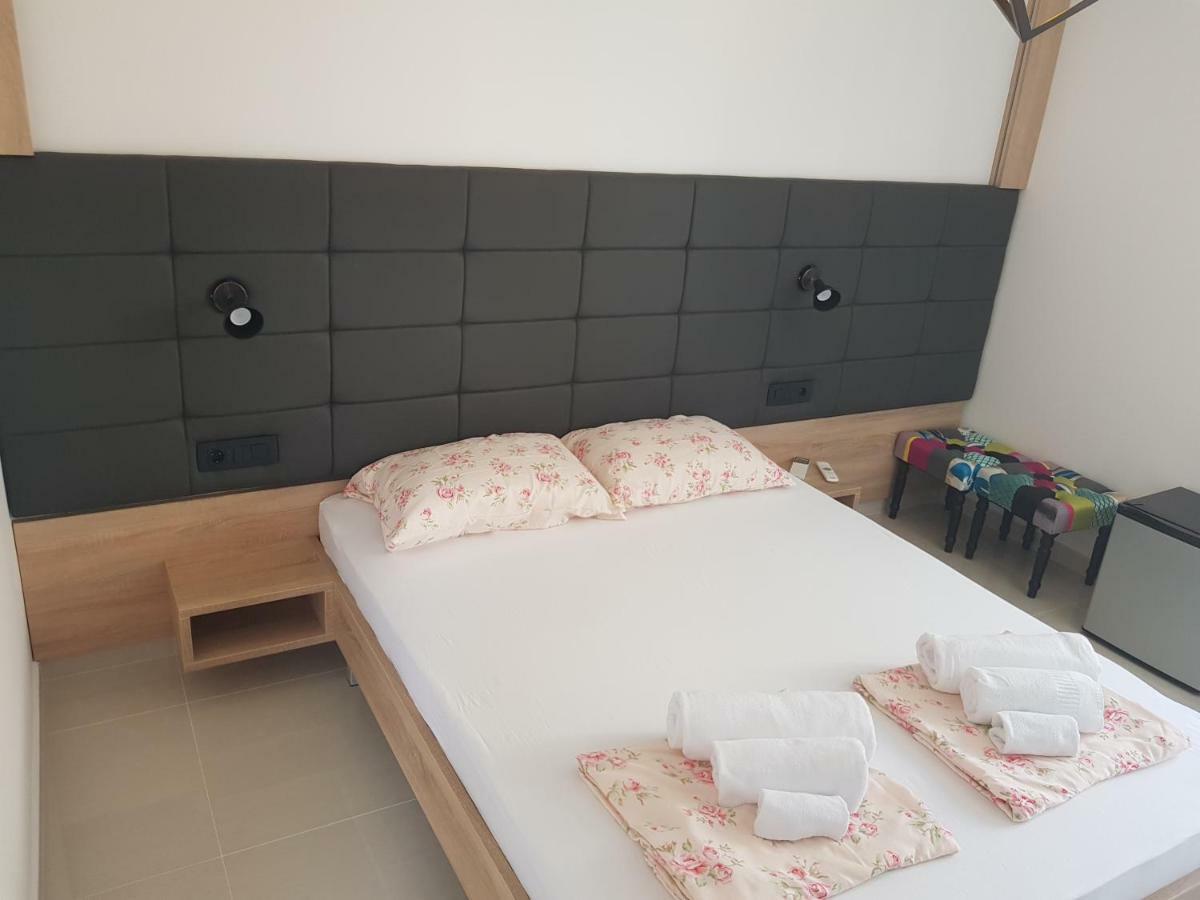 ביוגראד נה מורו Elizabeta Deluxe Rooms מראה חיצוני תמונה
