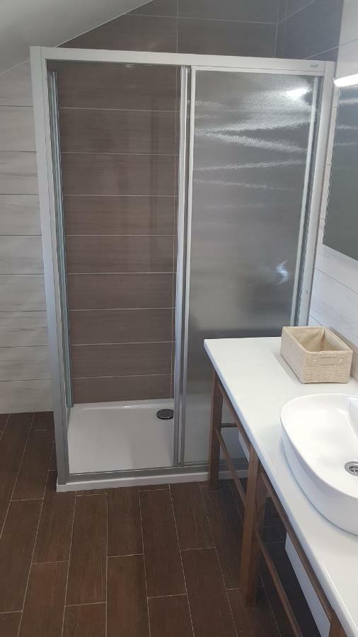 ביוגראד נה מורו Elizabeta Deluxe Rooms מראה חיצוני תמונה